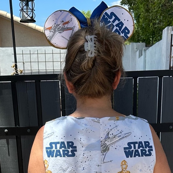 Disney (Starwars) Android dress- reversible (solid lt. blue inside) cotton - Picture 8 of 9